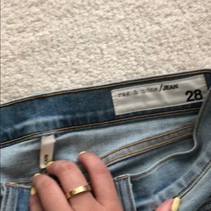 rag & bone Jeans - rag and bone step hem capri jeans 28 rag & bone Jeans - rag and bone step hem capri jeans 28